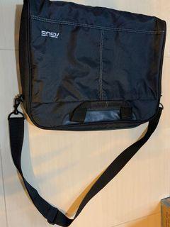 Laptop bag
