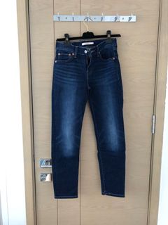 （分類：）位於 。 由 tylanit_closet 提交（商品編號 1054315050，圖片 1）。簡介： 。