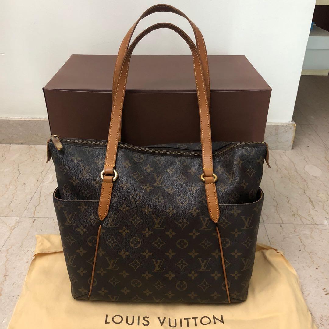 LV Totally MM Damier Ebene, Luxury, Bags & Wallets on Carousell