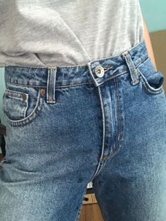 (Category: ) located in . Submitted by pumpkinsort589 (Listing ID 1054435265, Image 1). Description: .