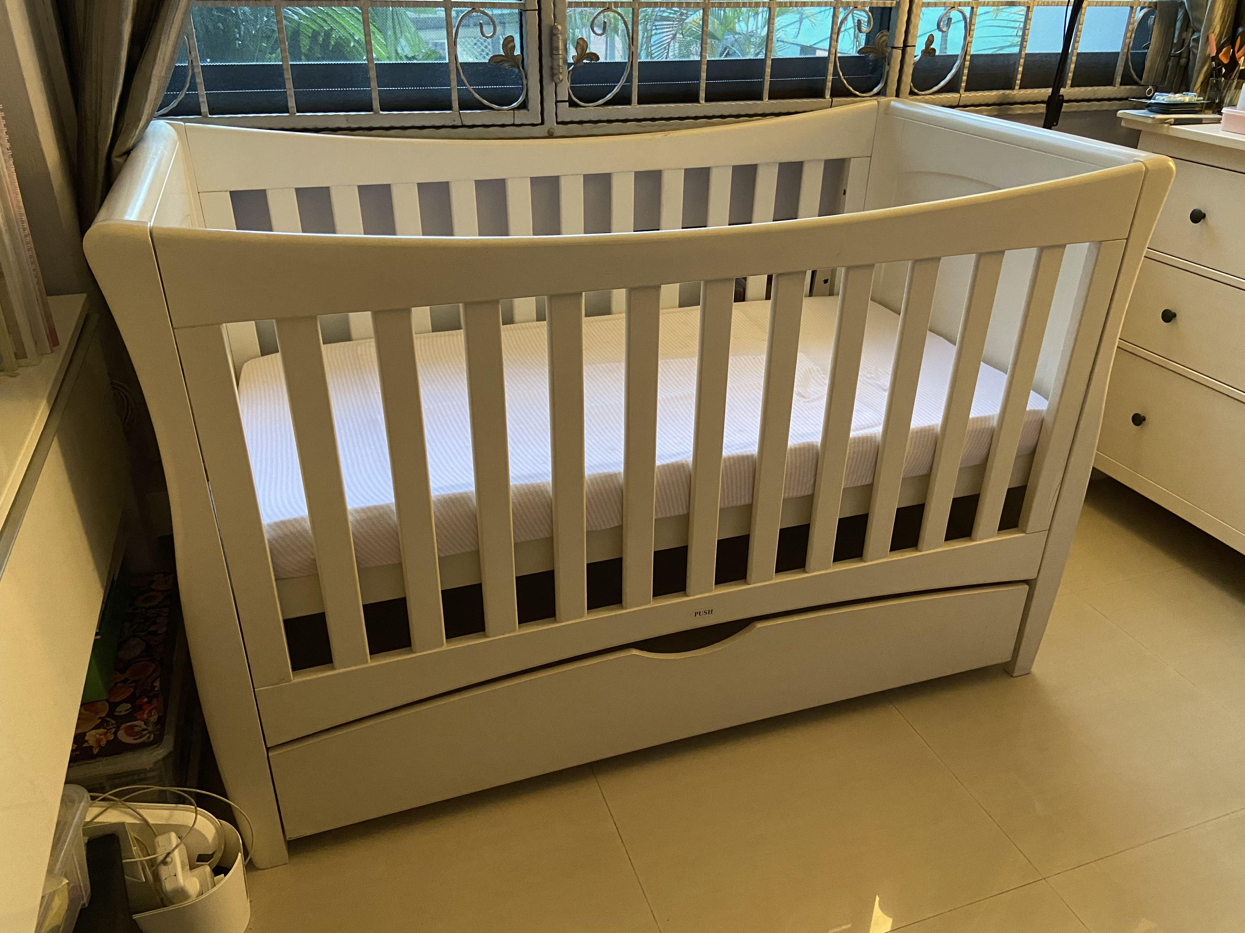 bordeaux cot bed