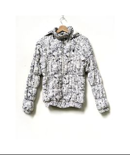 (Category: ) located in . Submitted by yokoonostore (Listing ID 1054238430, Image 1). Description: .