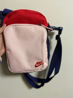 （分類：）位於 。 由 bbikeeee 提交（商品編號 1054221475，圖片 1）。簡介： 。