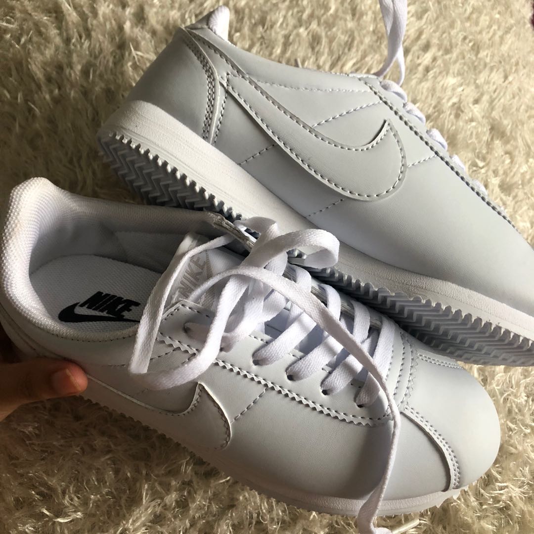 nike cortez all white