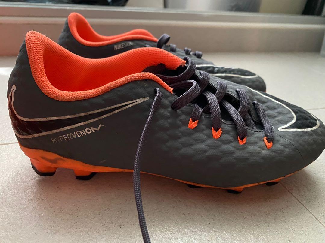 Football boots store size 3.5