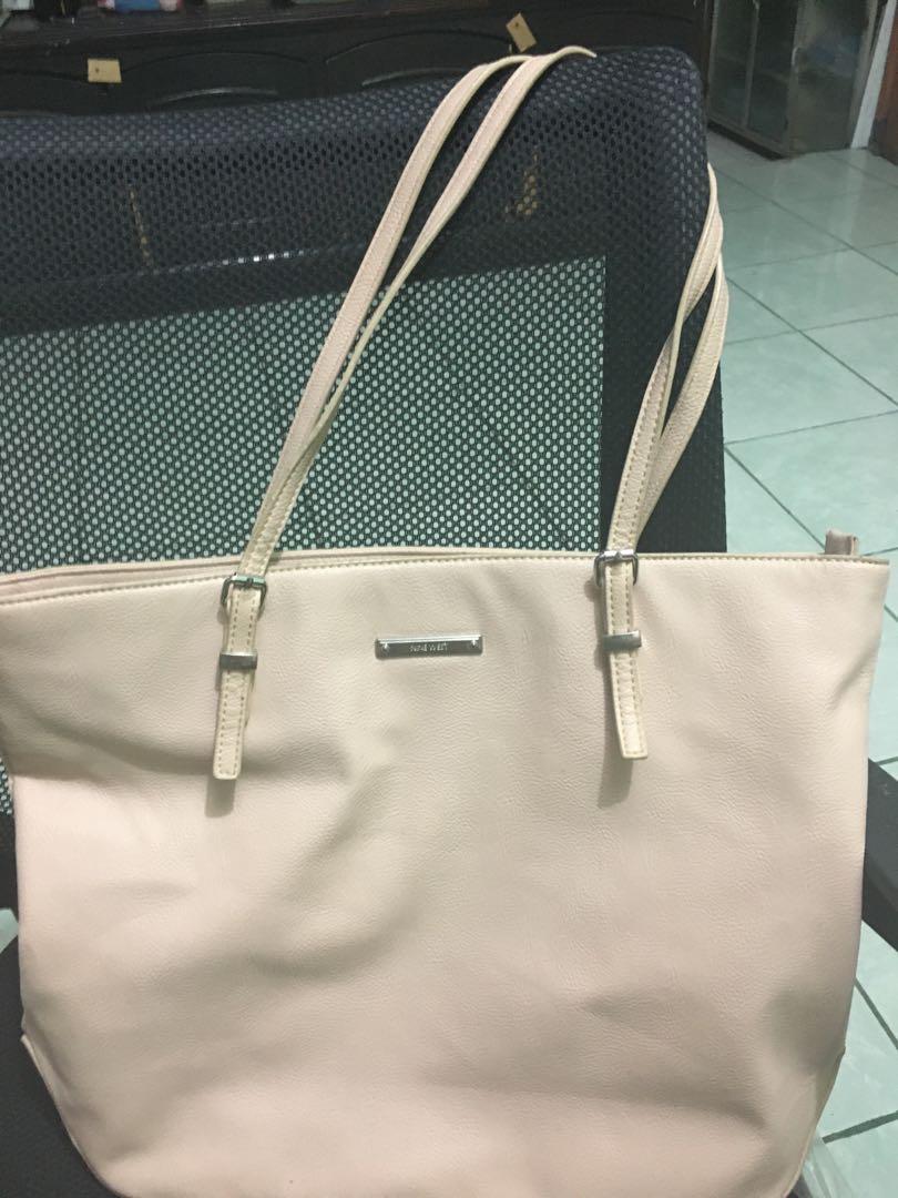 Tote nine 2025 west