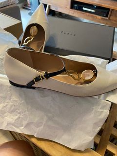 (Category: ) located in . Submitted by dc.twinspreloved (Listing ID 1054412018, Image 1). Description: .