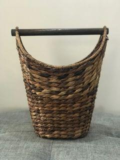 Basket planter