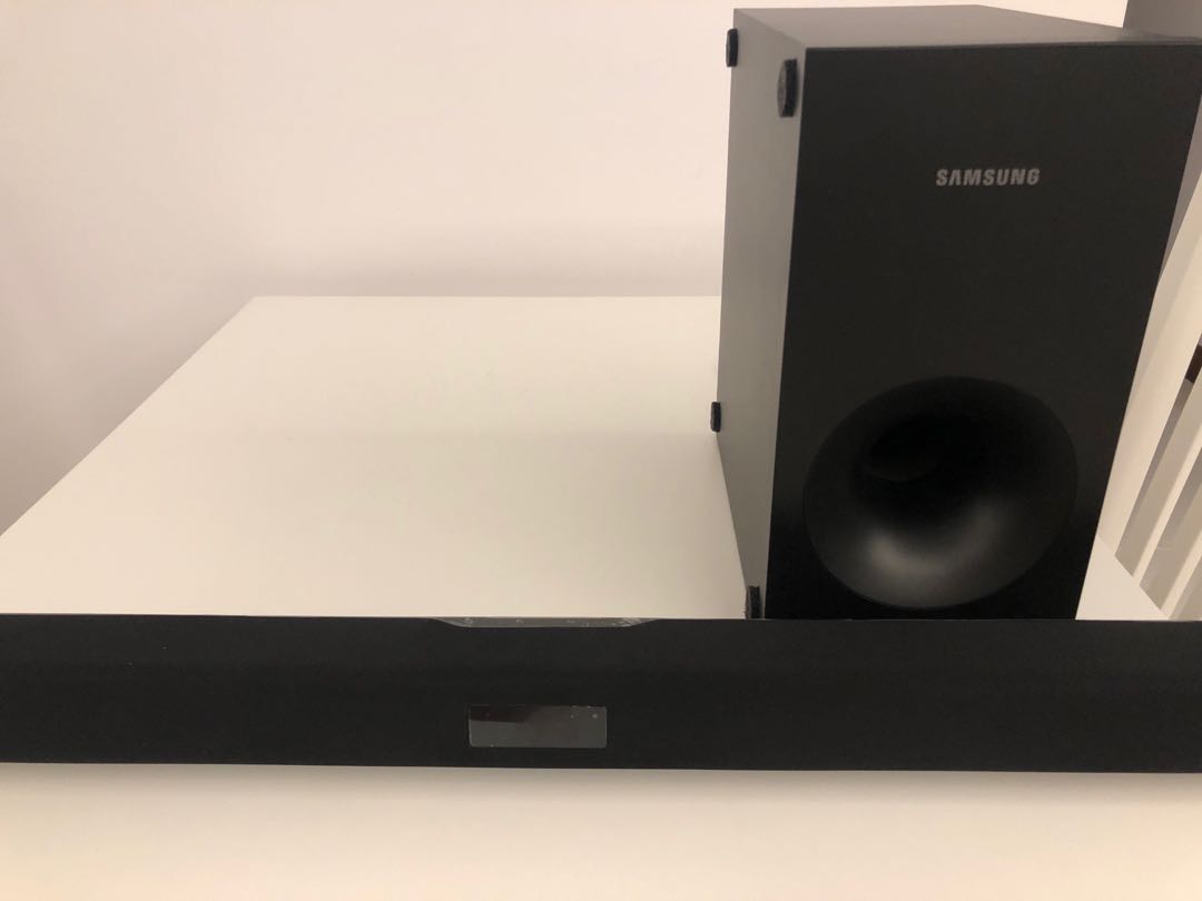 Samsung Soundbar HWF355, Audio, Soundbars, Speakers & Amplifiers on