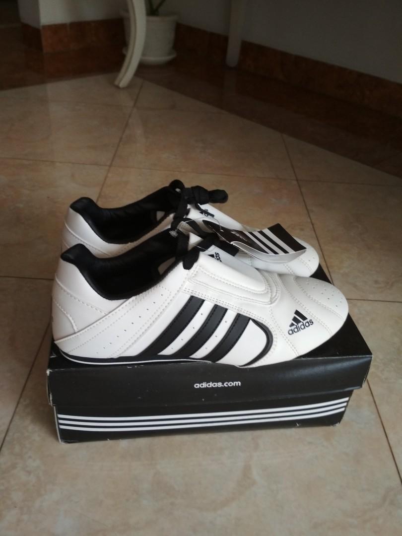 Harga sepatu taekwondo clearance adidas