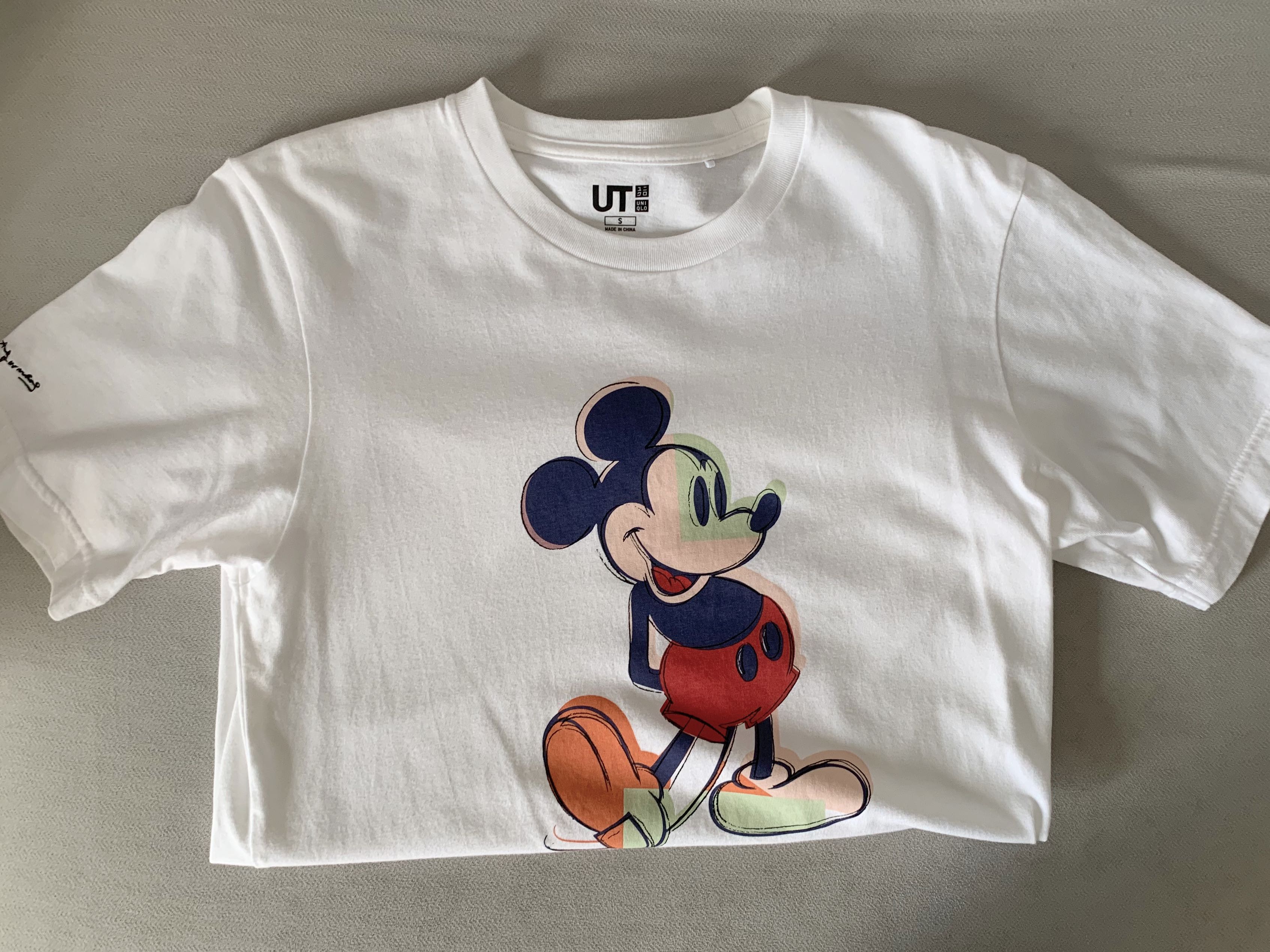 Uniqlo UT Disney Mickey Mouse Collection Black TShirt Sz Small S Short  Sleeve  eBay