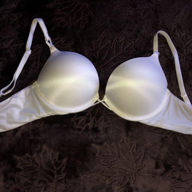 Victoria's Secret Bombshell Bra White Size 32 C - $26 (48% Off Retail) -  From kaili