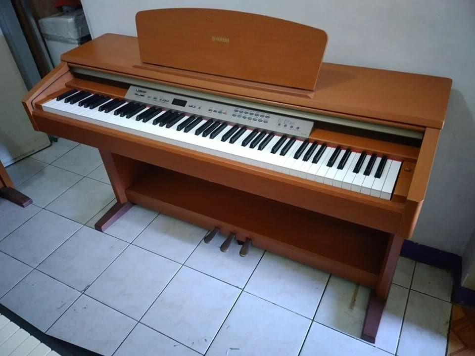 YAMAHA YDP223 Digital Piano Hobbies Toys Music Media