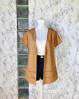 (Category: ) located in . Submitted by _brandsforless_ (Listing ID 1054650771, Image 1). Description: .