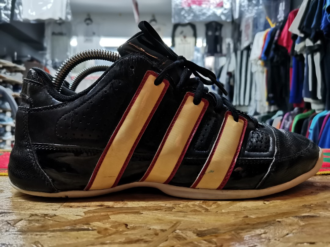 Adidas commander lite new arrivals
