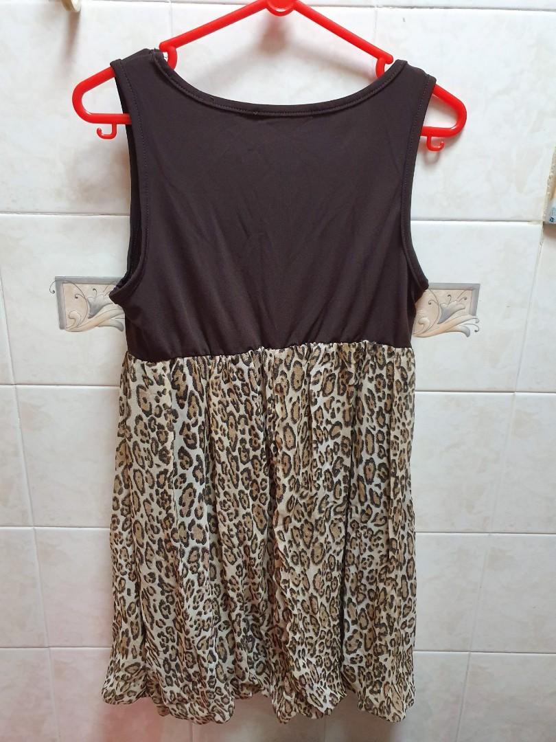 bubble hem sleeveless tops