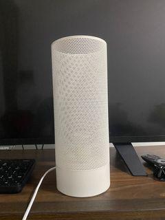 Castlery Sherlock Table Lamp in white
