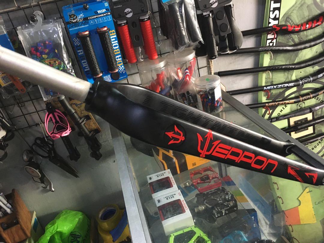 Weapon lightning rigid fork on sale