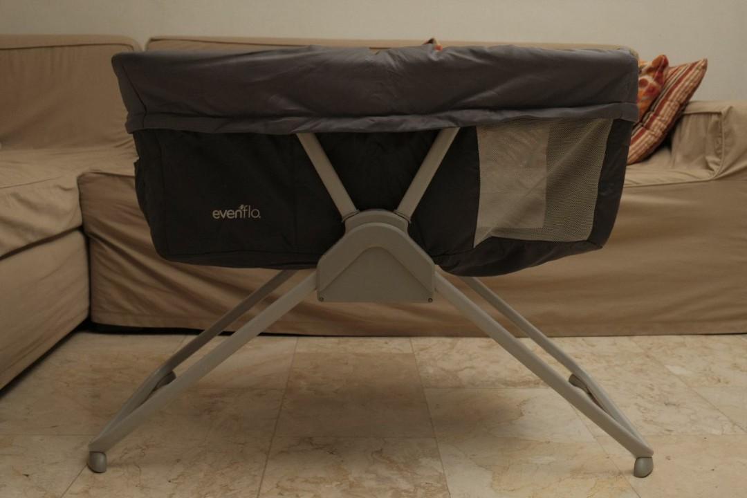 Evenflo best sale travel crib