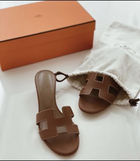 hermes tan slides