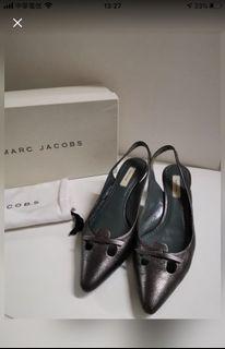 Marc Jacobs 銀色低跟鞋