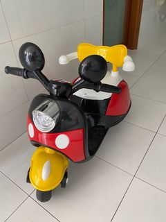 (Category: ) located in . Submitted by ahclouds (Listing ID 1054468837, Image 1). Description: .