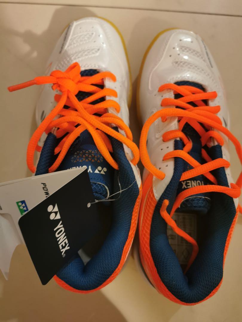 yonex shoe size