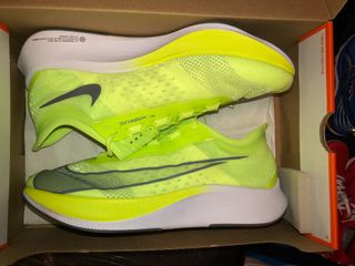 (Category: ) located in . Submitted by kicksforsale21 (Listing ID 1054465610, Image 1). Description: .