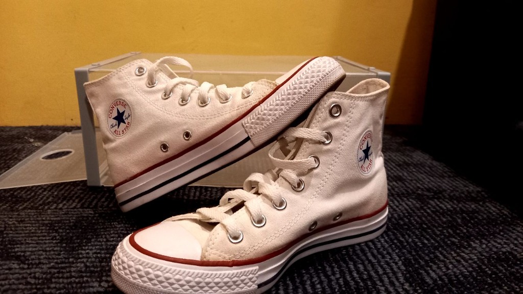 converse triple white