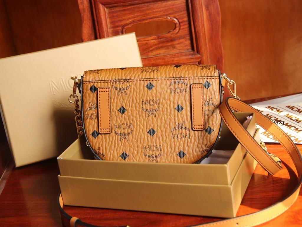 Patricia Round Crossbody in Visetos, Women's Fashion, Bags & Wallets