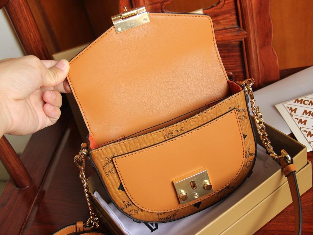 Patricia Round Crossbody in Visetos, Women's Fashion, Bags & Wallets