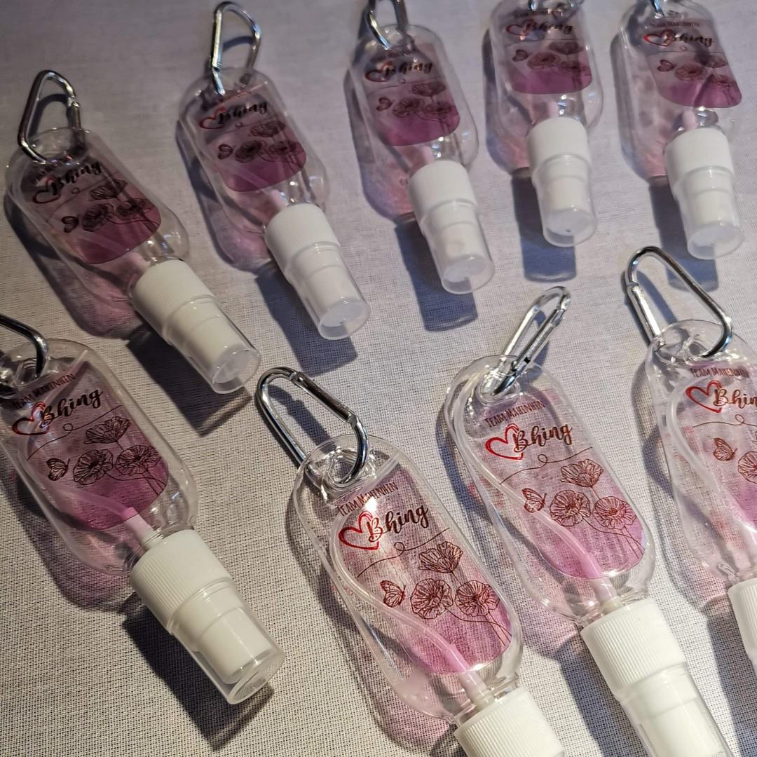 Personalized spray bottle with keychain Hobbies Toys