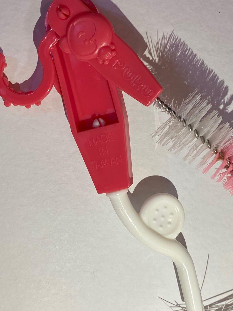 Puku 360 Rotary Bottle Brush (Category: Baby Toiletries & Grooming) located in Paranaque City. Submitted by carsal (Listing ID 1054456695, Image 3). Description: 360 degree rotary bottle brush Color: pink Comes with a mini brush for baby bottle nipples. Comes with a hook for hanging it while drying the brush. Bought from overseas. Quality product made in Taiwan. Handle is made of PP heat resistant up to 100 deg Cel. Bottle brush is made Nylon hea
