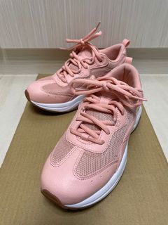 （分類：）位於 。 由 ursulawan 提交（商品編號 1054591255，圖片 1）。簡介： 。