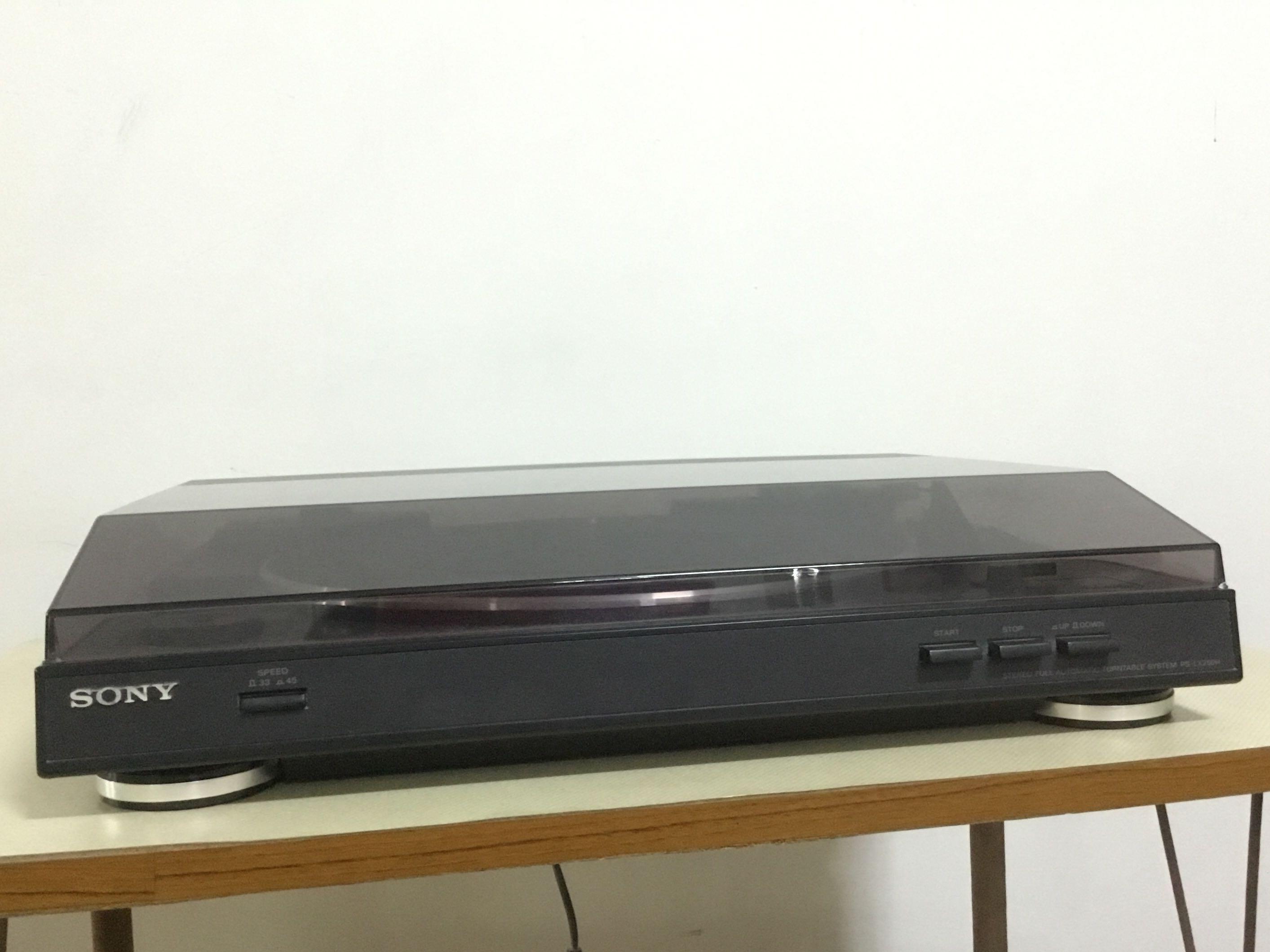 Sony PSLX250H Automatic BeltDrive Turntable, Audio, Portable Audio