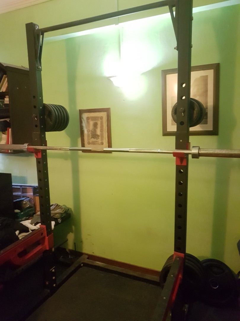 Squat Rack with Pullup Bar and Olympic Bar, Sports Equipment, Exercise