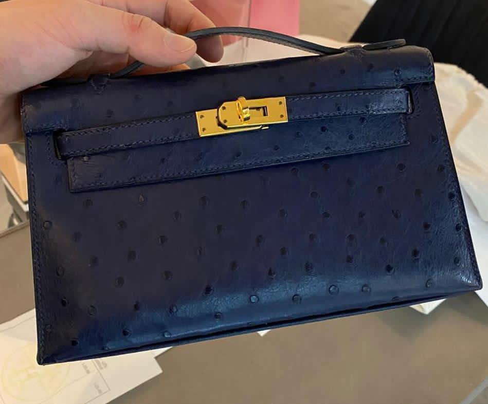 Hermes Kelly Pochette Bag Bleuet Ostrich Clutch Gold Hardware – Mightychic