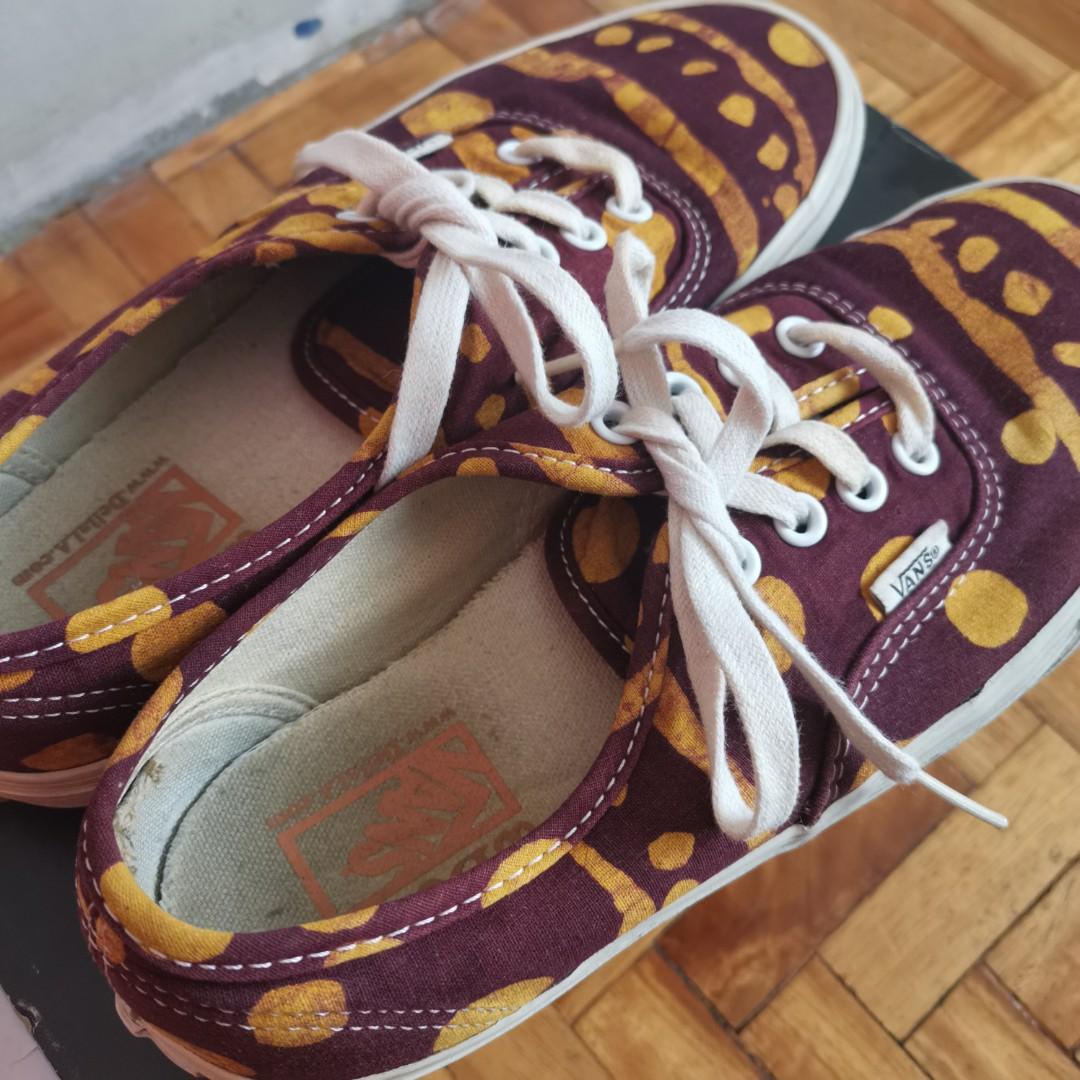 Vans della batik clearance