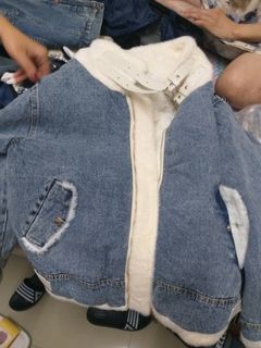 （分類：）位於 。 由 celynvilla09 提交（商品編號 1054465420，圖片 1）。簡介： 。