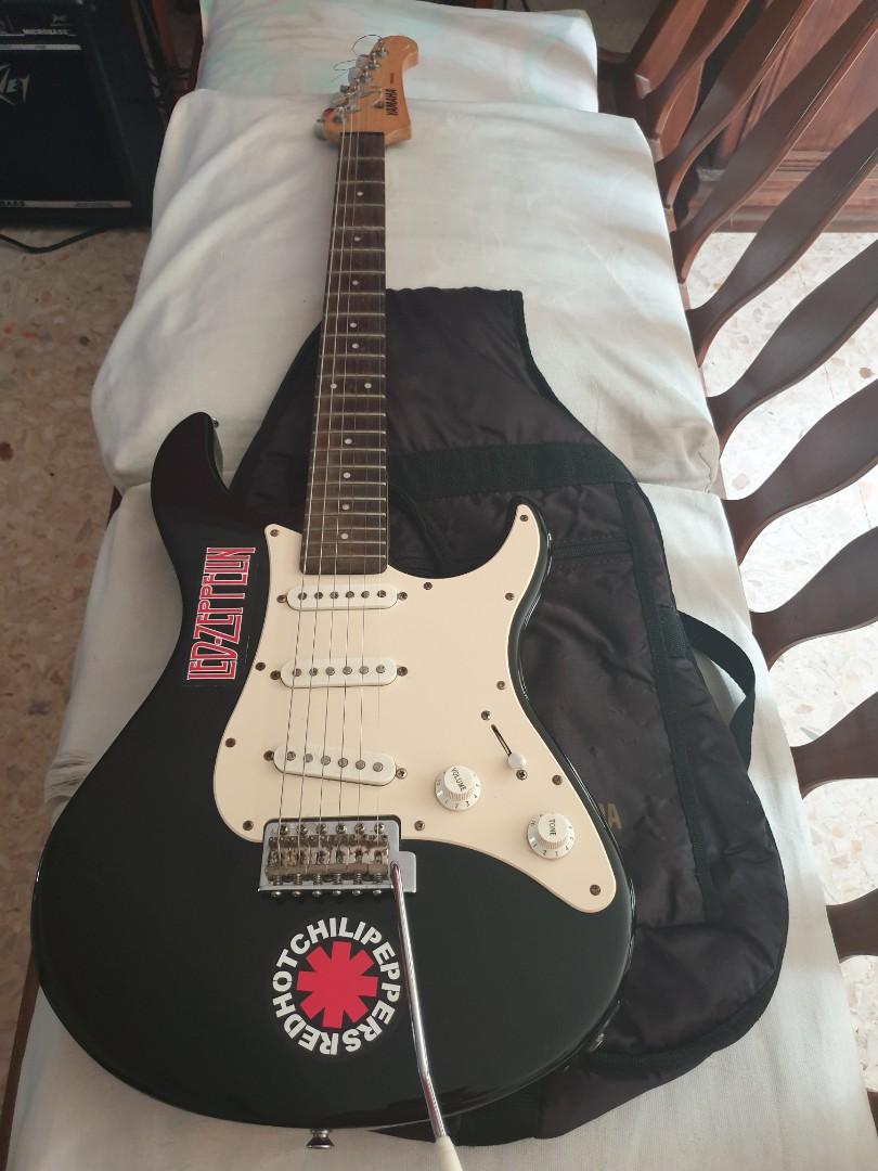 Yamaha EG 303 electric guitar, Hobbies & Toys, Music & Media, Musical