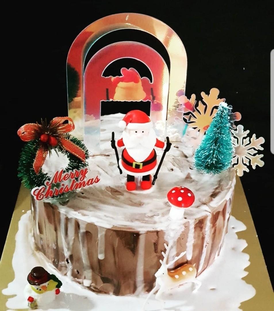 Piece of Homemade Christmas Chocolate Cake Stock Image - Image of cones,  dark: 104459589