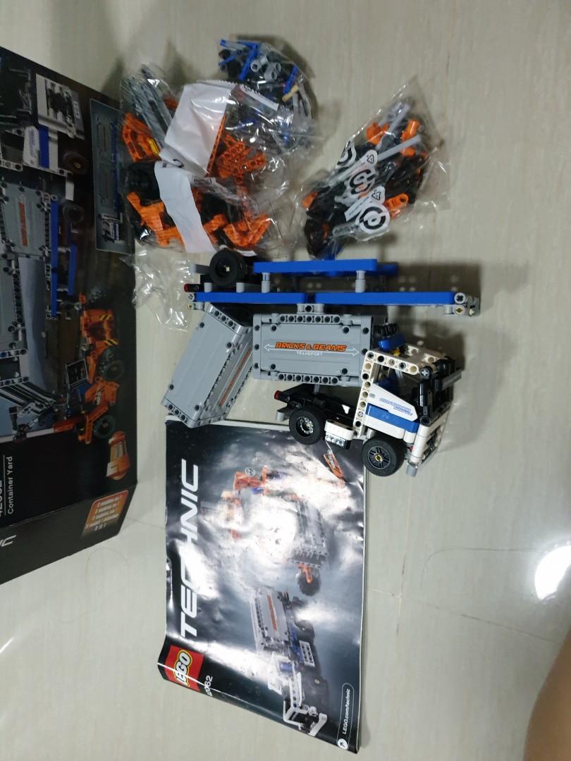 Lego technic container yard 42062 hot sale building kit