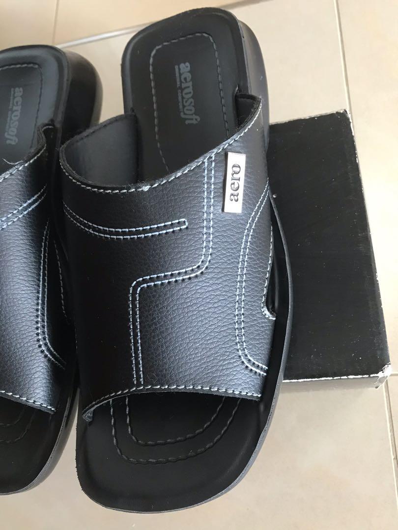 Brand New Men Aerosoft Slide Sandals