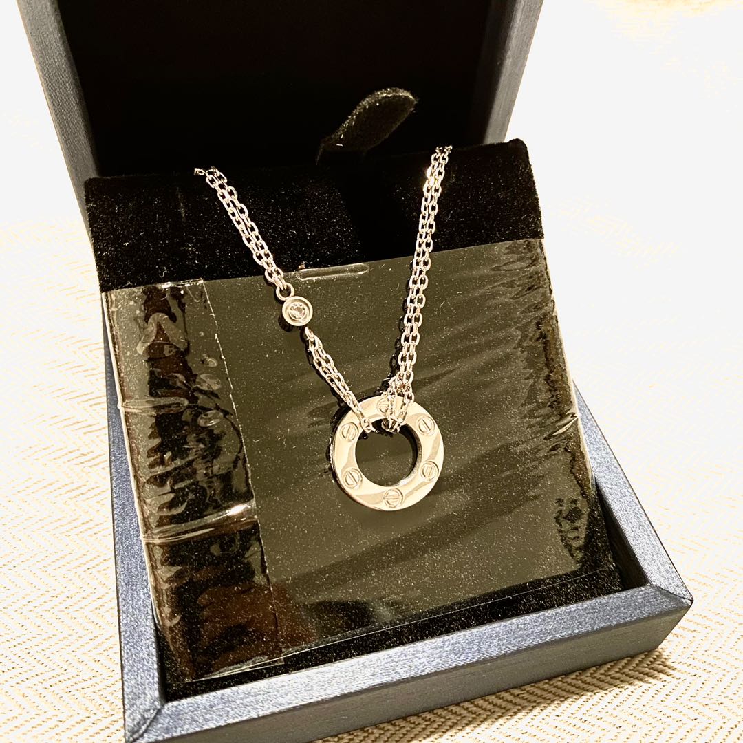 cartier silver pendant
