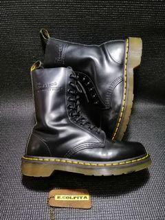 dr martens 10092