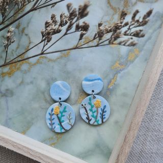 (Category: ) located in . Submitted by lesbellebijoux (Listing ID 1054707656, Image 1). Description: .