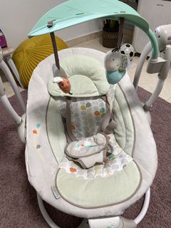 ingenuity swing mobile not spinning