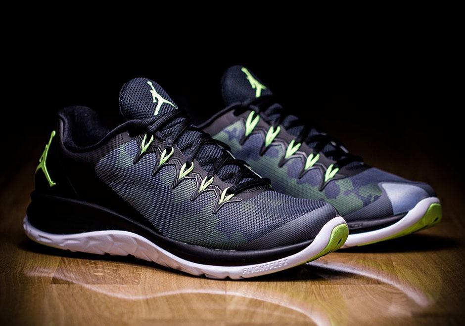 nike flight runner