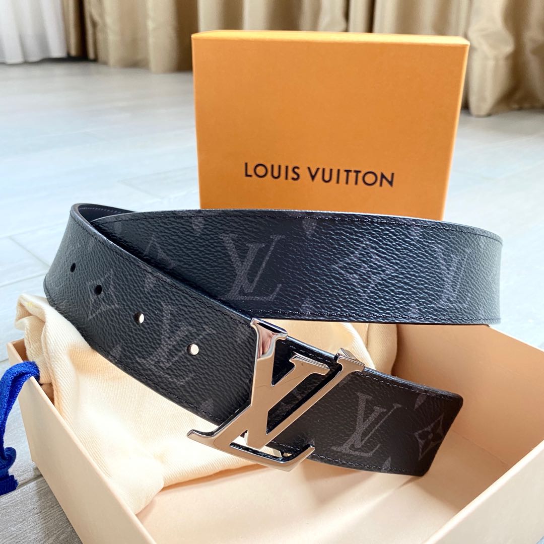 Louis Vuitton, Accessories, Mint Louis Vuitton Lv Initial 3 Mm 2  Reversible Women Belt Size 80