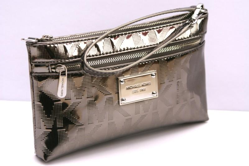 Mk patent leather purse 2025